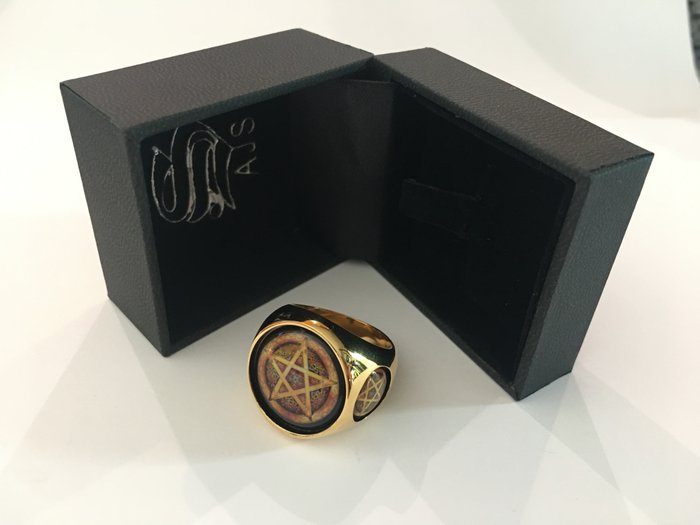 Unik håndlavet Pentagram Star Symbol Resin 24kt forgyldt - Ring