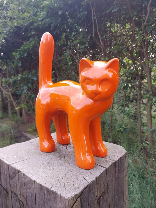 Statue, Garden statue - Cat - Color orange - 33 cm - polyresin