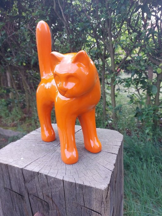 Statue, Garden statue - Cat - Color orange - 33 cm - polyresin