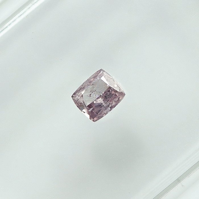 1 pcs Diamant  (Naturfarvet)  - 0.15 ct - Pude - Fancy light Lyserød - I2 - Gem Report Antwerp (GRA)