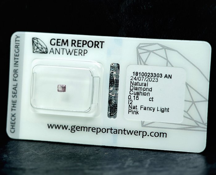 1 pcs Diamant  (Naturfarvet)  - 0.15 ct - Pude - Fancy light Lyserød - I2 - Gem Report Antwerp (GRA)