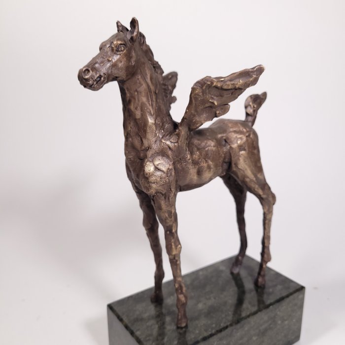 Krzysztof Brzuzan (1956) - The Pegasus (bronze)