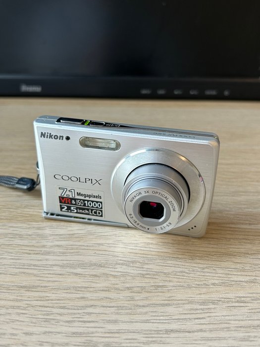 Nikon Coolpix S200 Digitalkamera