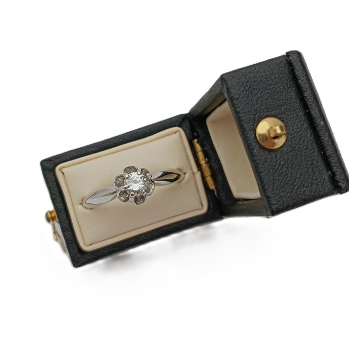 Ring - 14 karat Hvidguld -  0.22ct. tw. Diamant (Natur)  - VSI "E"