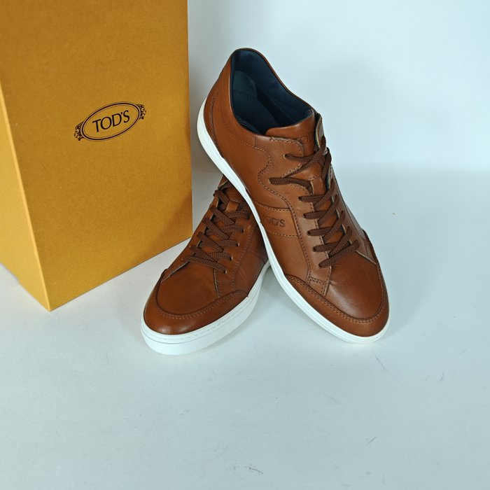 Tod's - Sneakers - Størelse: EU 42