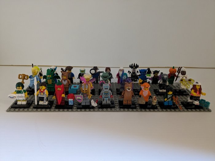 Lego - Minifigurer - 30 Minifigure