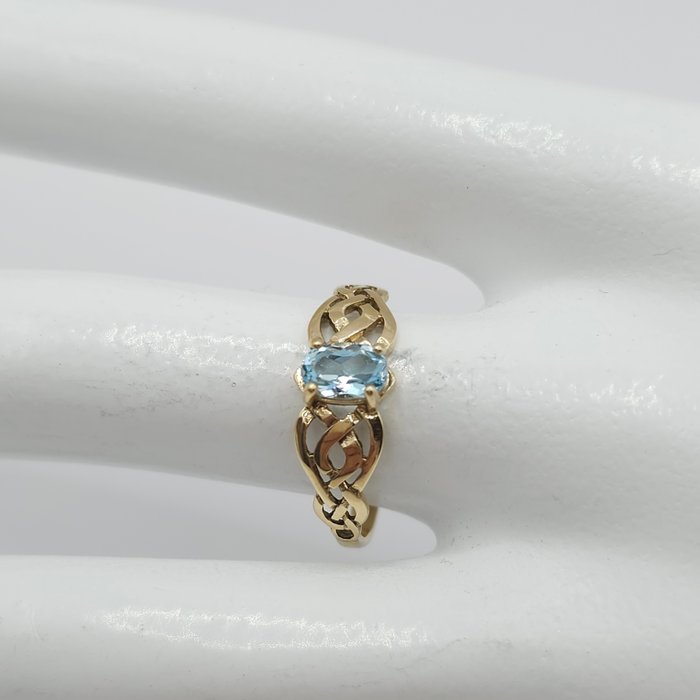 Ingen mindstepris - Forlovelsesring - 9 kt. Gulguld -  0.50ct. tw. Akvamarin - Celtic Knot Solitaire