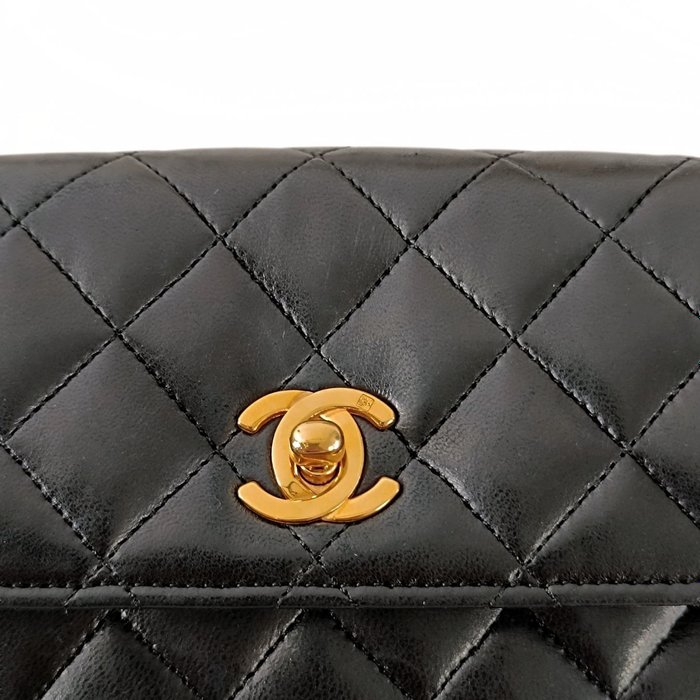 Chanel - Mini Matelasse 19 - Anni '90 - Crossbody-taske