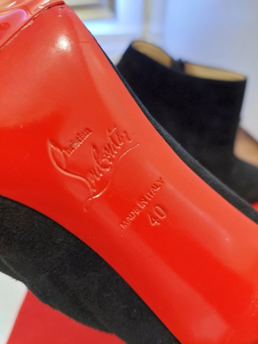 Christian Louboutin - Sko med hæle - Størelse: 40 (EU/IT) / 7 (UK) / 10 (US)