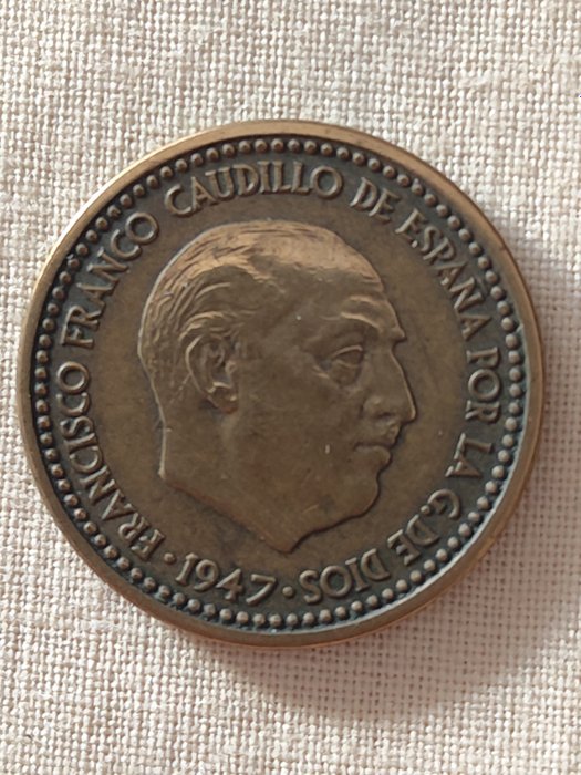 Spanien. Francisco Franco. 1 Peseta 1947-**1950 (escasa)  (Ingen mindstepris)