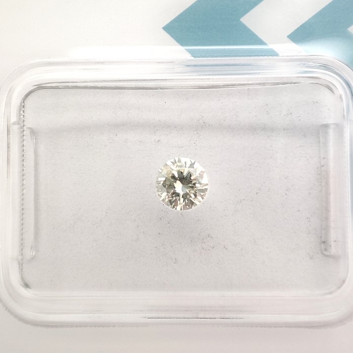 Ingen mindstepris - 1 pcs Diamant  (Natur)  - 0.23 ct - Rund - N (tonet) - I1 - International Gemological Institute (IGI)