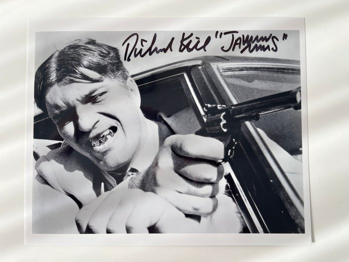 James Bond 007: The Spy Who Loved Me, Richard Kiel as "Jaws" handsigned photo with B'BC holographic COA