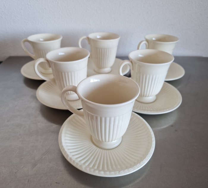 Wedgwood - John Goodwin - Kaffe og te service (12) - Edme - Porcelæn - Dronningens Vare