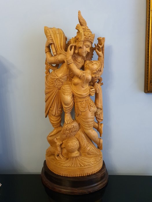 Skulptur, Grande Scultura Lignea Radha e Krishna - 51.5 cm - Rosentræ, Sandal - 1970