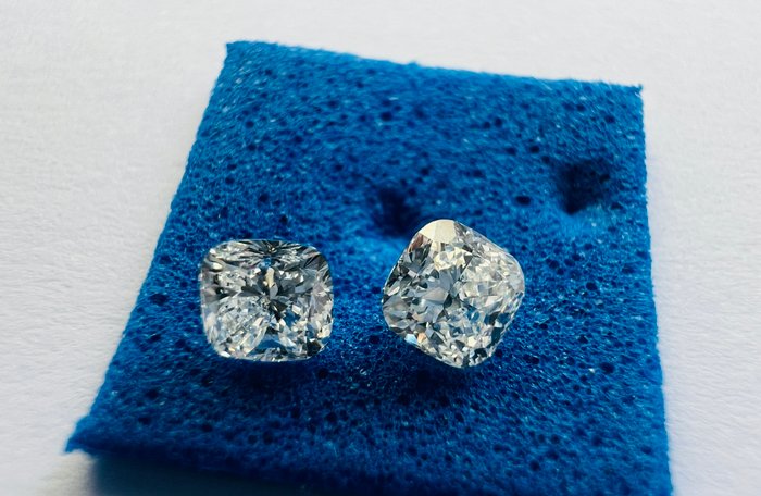 Ingen mindstepris - 2 pcs Diamant  (Natur)  - 048 ct - Pude - E F - VVS1 - Gemological Institute of America (GIA)