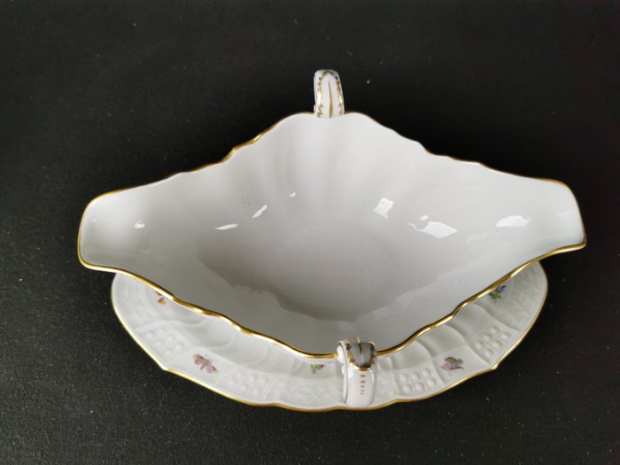 Meissen - Sovsebåd - Neu Brandenstein - L 26 cm 1.wahl - Porcelæn