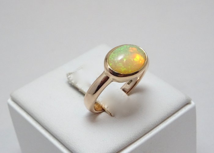 Ring Opal