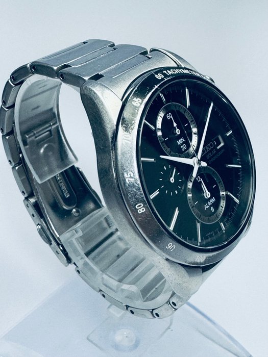 Seiko - Solar Chronograph - Ingen mindstepris - V172–0AP0 - Mænd - 2011-nu