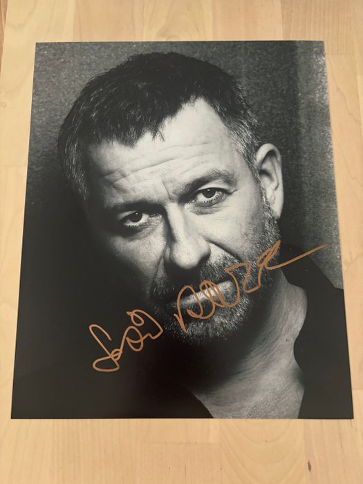 Gotham - Sean Pertwee - Signed in Person - with Certificate - Autograph photo - No Reserve!