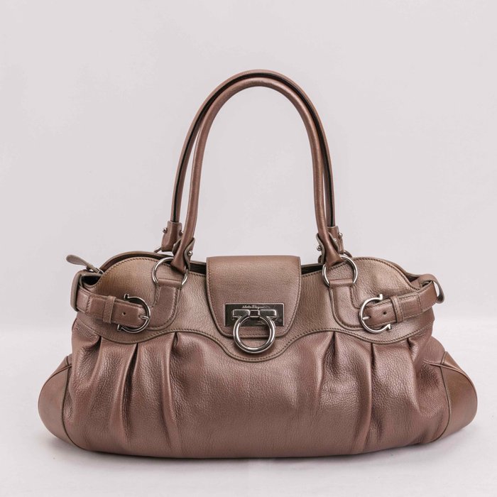 Salvatore Ferragamo - Metallic Bronze Leather Handbag - Håndtaske