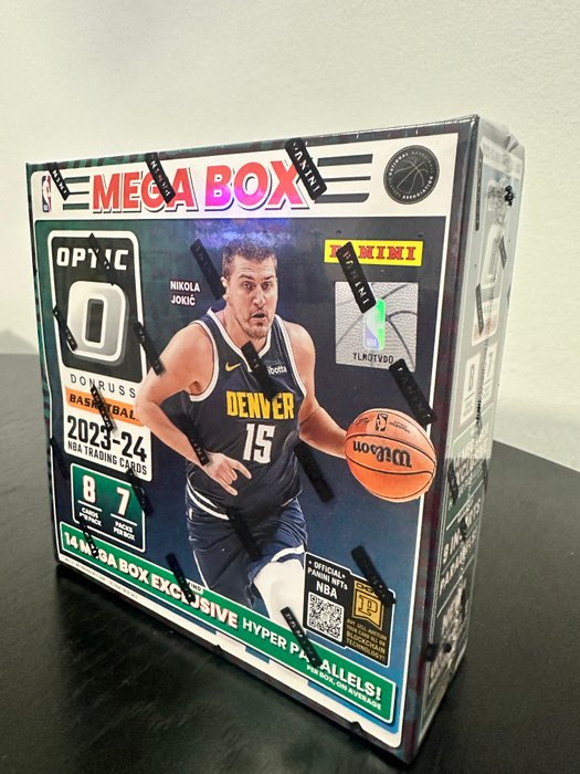 2023/24 Panini Donruss Optic LeBron James, Luka Doncic, Victor Wembanyama Mega Box 7 packs per box, 8 cards per pack - Chase Autograph! - 1 Sealed box - Glimrende (EX)