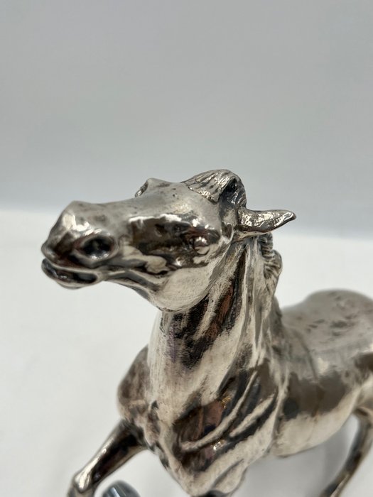 Statuette - Cavallo rampante - .800 sølv