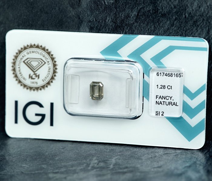 1 pcs Diamant  (Naturfarvet)  - 1.28 ct - Fancy light Grålig Gul - SI2 - International Gemological Institute (IGI)