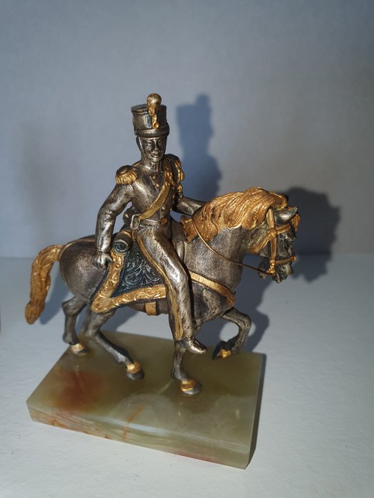 Statue, 7 statuine in argento con rifiniture in oro zecchino di Anna Danesin una a cavallo rara - 10 cm - Sølv