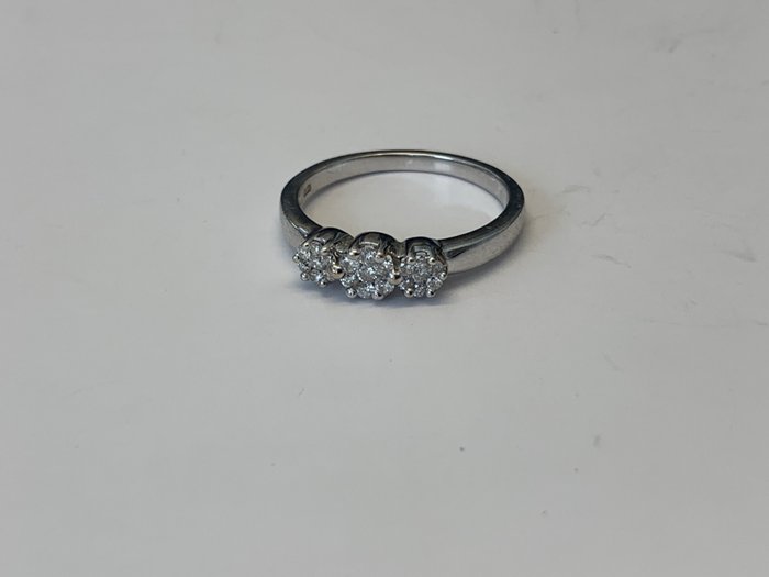 Ring - 18 kraat Hvidguld -  0.56ct. tw. Diamant (Natur)  - Fantastisk hvidguld ring