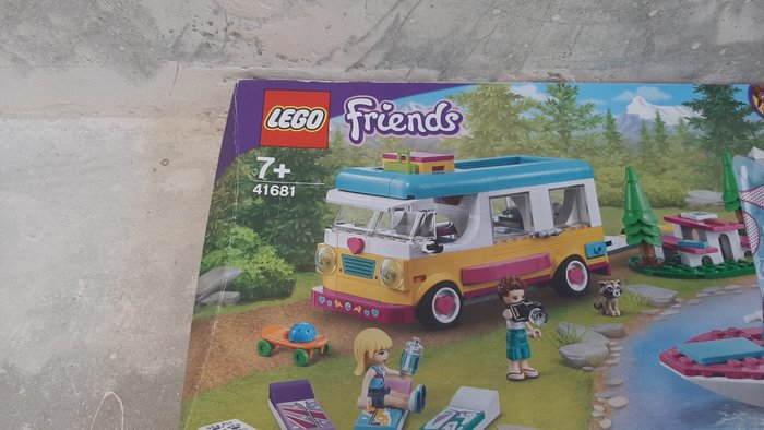 Lego - Friends - 41681  41390 - Boscamper en zeilboot  Andrea's auto en podium - 2020+ - Danmark