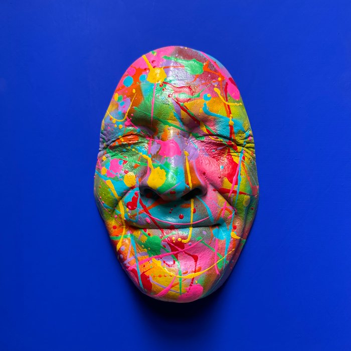 Gregos (1972) - Multicolored smile on blue background