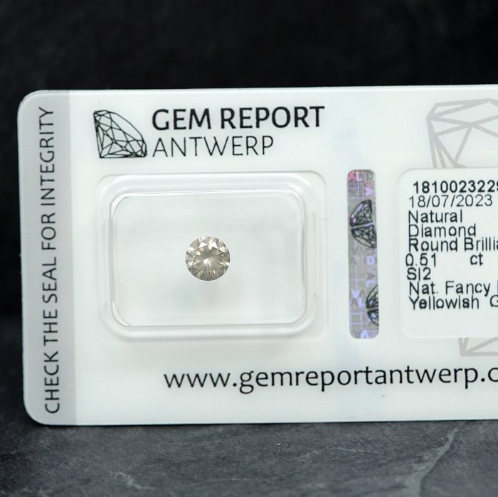 1 pcs Diamant  (Naturfarvet)  - 0.51 ct - Fancy light Gullig Grå - SI2 - Gem Report Antwerp (GRA)