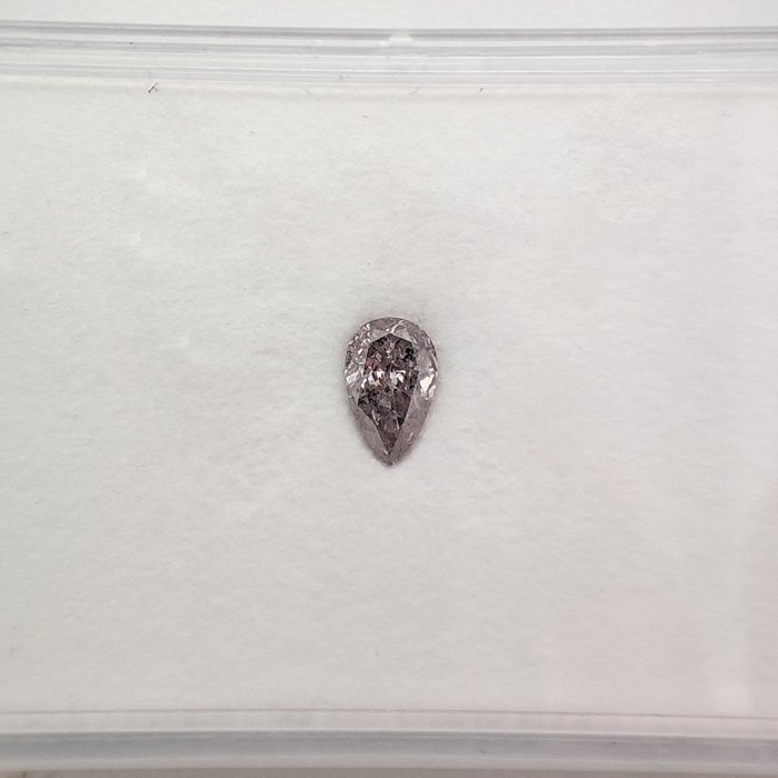 1 pcs Diamant  (Naturfarvet)  - 0.70 ct - Pære - Fancy Brunlig Lyserød - Ikke specificeret i laboratorierapporten - Gemological Institute of America (GIA)