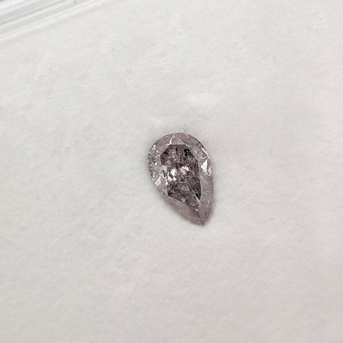 1 pcs Diamant  (Naturfarvet)  - 0.70 ct - Pære - Fancy Brunlig Lyserød - Ikke specificeret i laboratorierapporten - Gemological Institute of America (GIA)