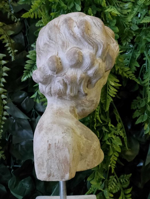 Skulptur, Busto di un cherubino - 36 cm - Cementsten