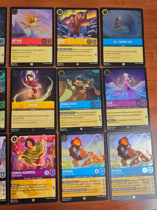 Disney - 27 Mixed collection - Lorcana - Holo foil cards and Legendaries