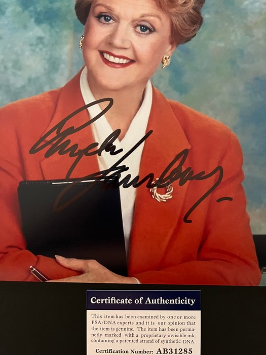 Murder She Wrote (TV Series) - Angela Lansbury as Jessica Fletcher - Signed in Person - with PSA/DNA Certificate - Autograph photo - No Reserve!