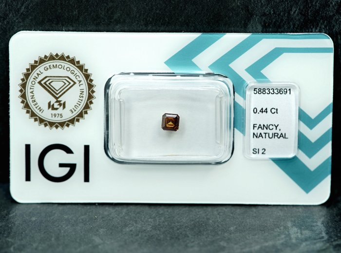 Ingen mindstepris - 1 pcs Diamant  (Natur)  - 044 ct - Smaragd - SI2 - International Gemological Institute (IGI)