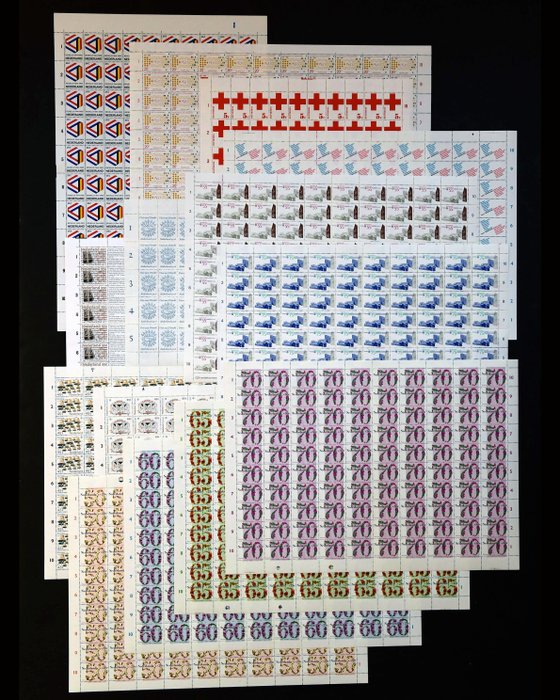 Holland 1968/1990 - Flere udgaver af hvide kontinuerlige løbere i hele ark - NVPH 900, 930, 1015, 1131, 1172, 1173, 1225/1226, 1262/1265, 1451/1452