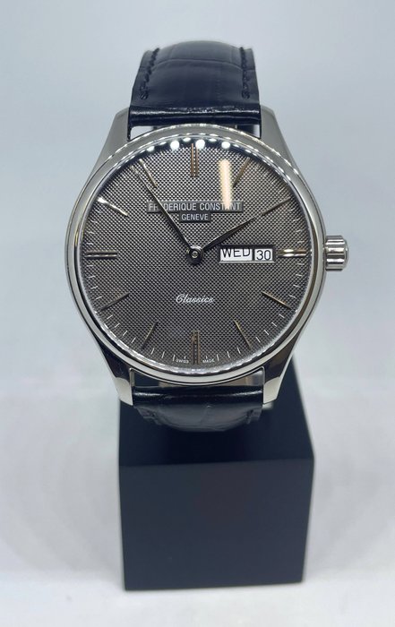 Frédérique Constant - Classics - Ingen mindstepris - 225X5B4 - Mænd - 2020+