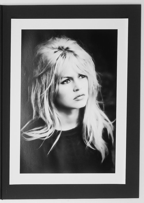 Brigitte Bardot - Collection n°1 - Serie 1 - Fine Art Picture 42x60 cm - Luxury Barita Paper - On Luxury Portfolio COA numbered- 04/20 - "Cine Arte"