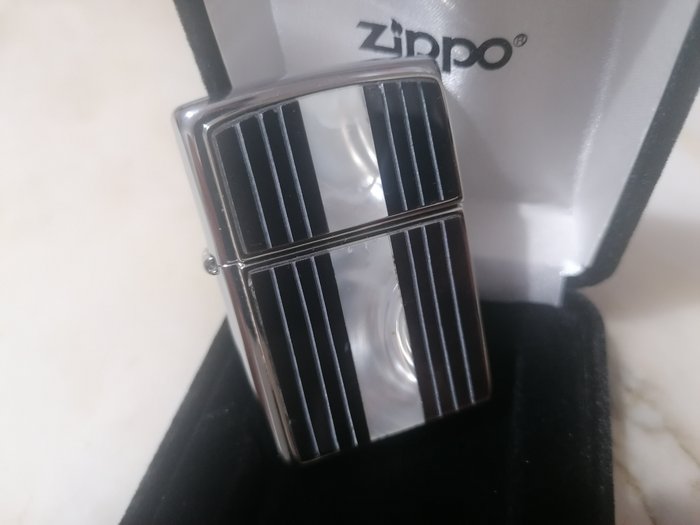 Zippo, Luxury Mother of Pearl 2003 - Limited  Special Edition - Lighter - Perlemor, Stål (rustfrit)