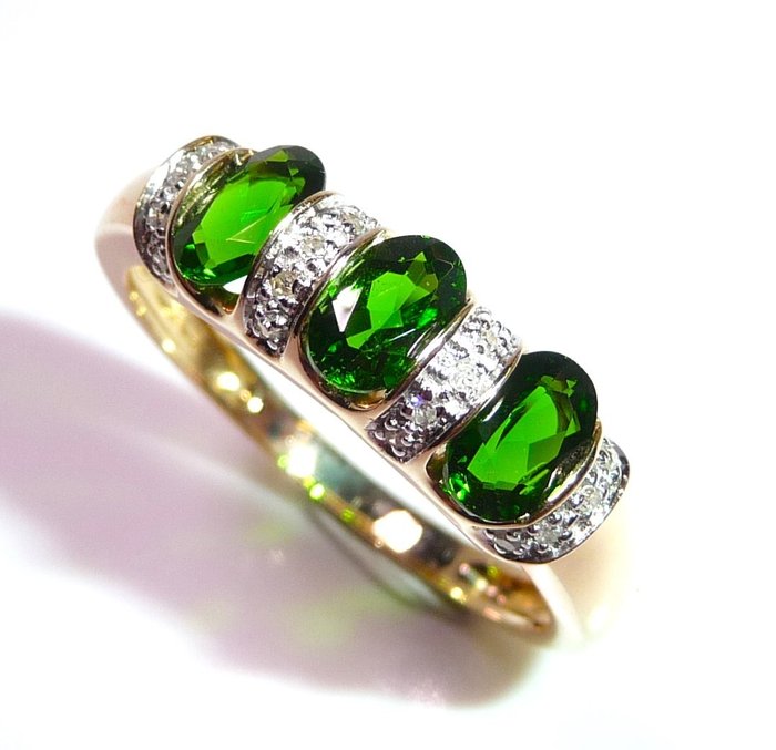 Ring - 14 karat Gulguld -  0.70ct. tw. Diamant (Natur)  - 59 udskiftelig kromdiopside