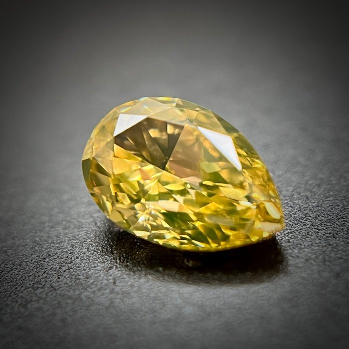 1 pcs Diamant - 0.31 ct - Pære - VVS2