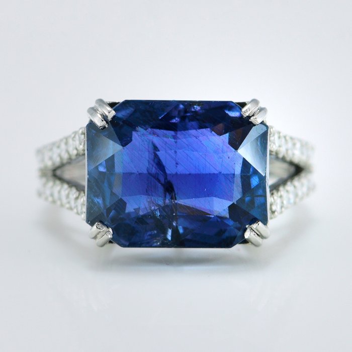 Ring Platin -  10.98ct. tw. Safir - Diamant - Eksklusiv safirring