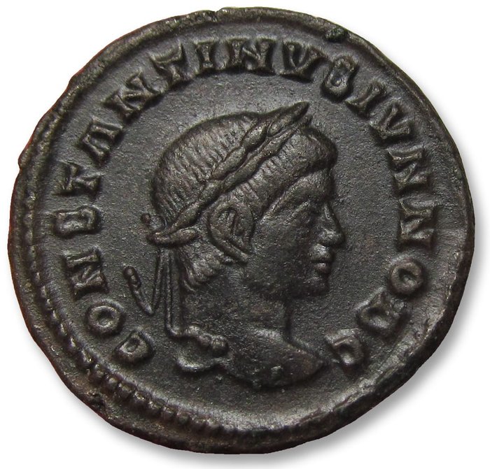 Romarriket Constantine II as Caesar Follis Lugdnunum (Lyon) mint 323-324 AD - mintmark PLC(crescent) - high quality