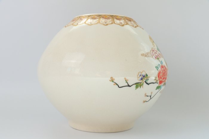 Smuk Satsuma porcelæn 薩摩焼 vase - Porcelæn - Keida Kiln 慶田窯 - Japan - 1900-2000