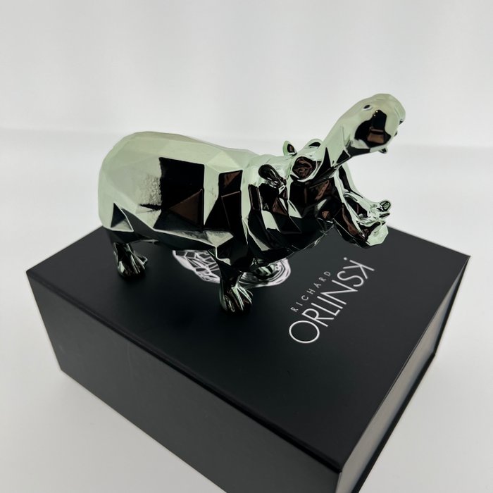 Richard Orlinski (1966) - Hippo Green Spirit incl COA