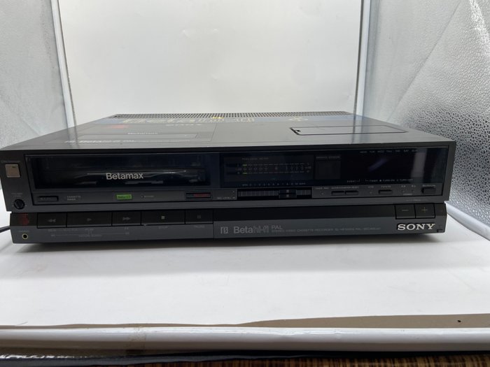 Sony SL-HF100ES Betamax recorder