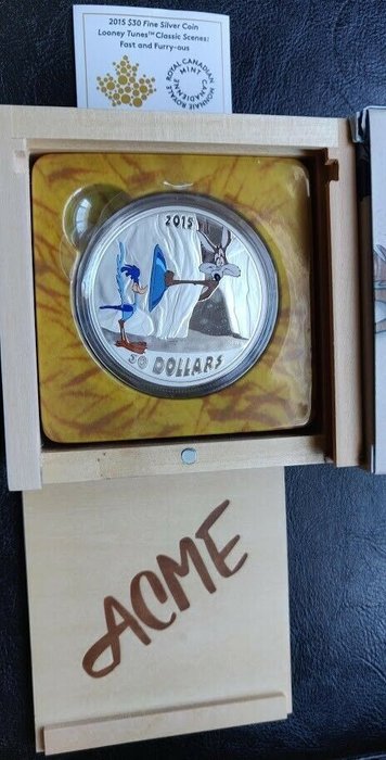 Canada 30 Dollars 2015 Looney Tunes - Wile E Coyote vs Road Runner 2 Oz (999)